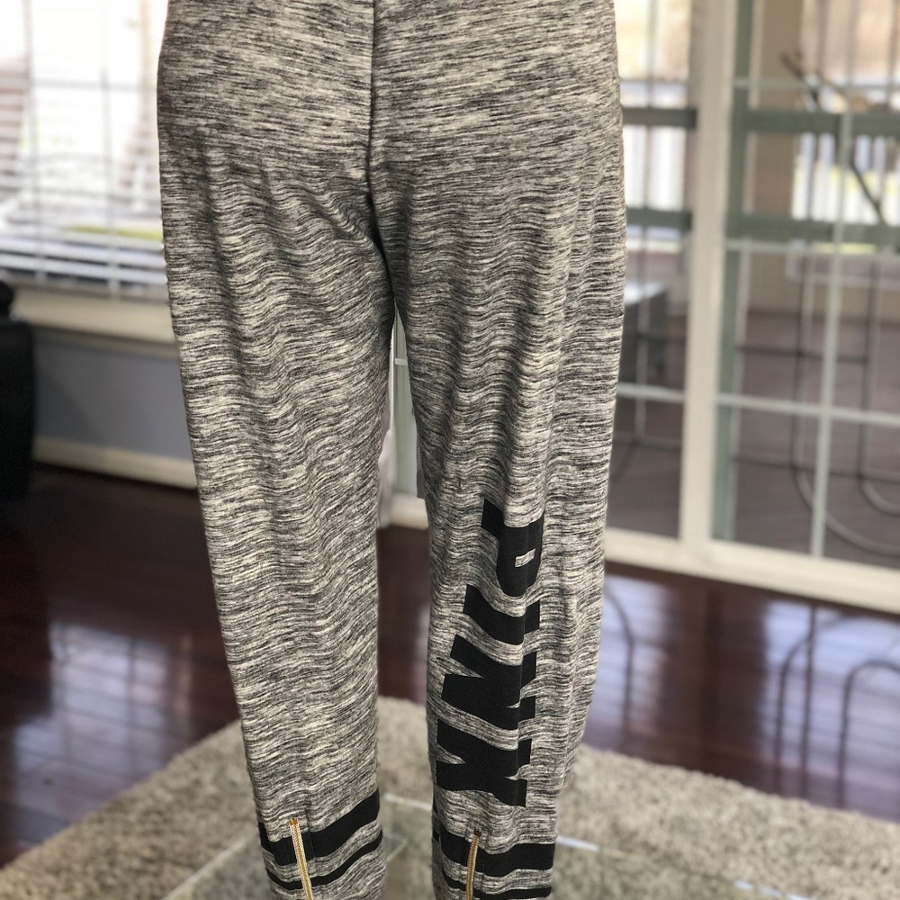 PINK Victoria's Secret Hoodie and Jogger Pants Set - Picture 6 of 7